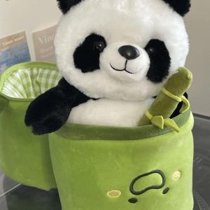 Boneka Panda Lucu dalam Pot Bambu